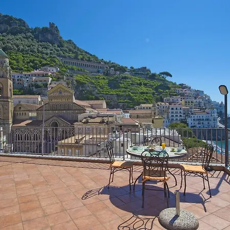 Apartment Dogi A *